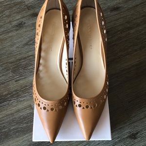 Ivanka Trump Tessie nude cutout pumps, Size 10